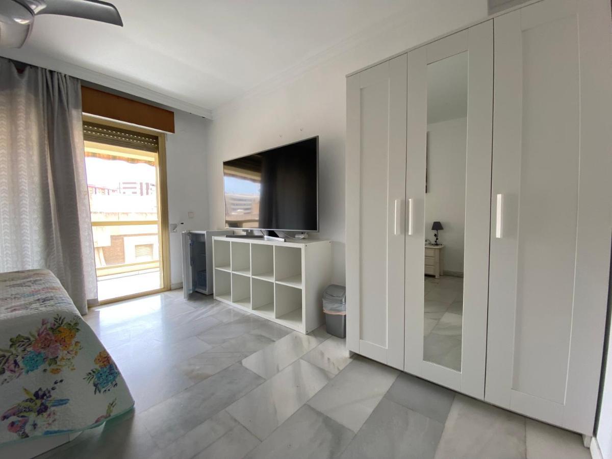 Malaga Centro Habitaciones Privada En Apartamento Compartidos Εξωτερικό φωτογραφία