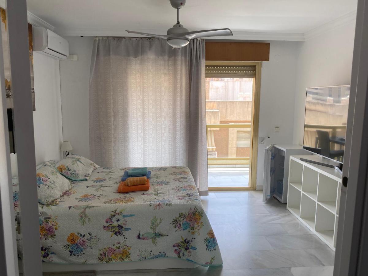 Malaga Centro Habitaciones Privada En Apartamento Compartidos Εξωτερικό φωτογραφία