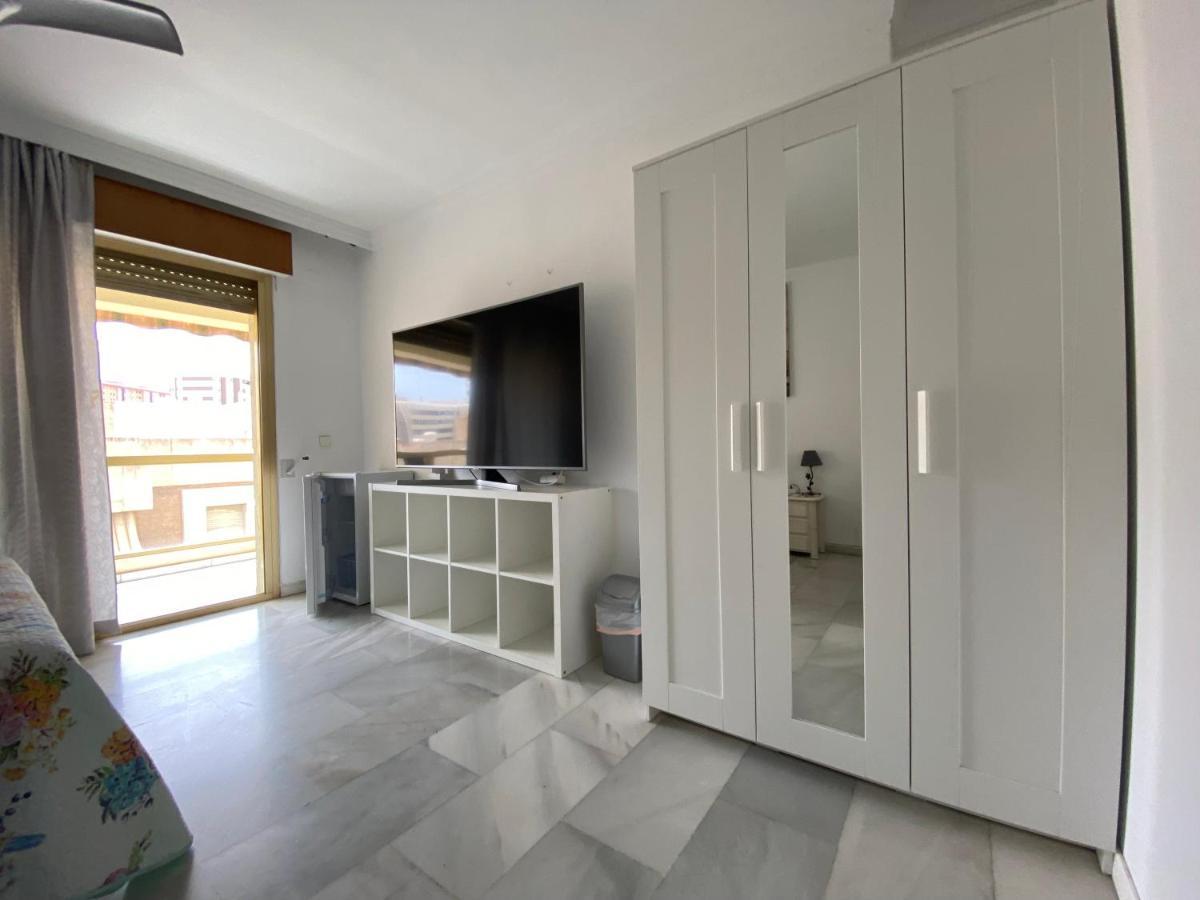 Malaga Centro Habitaciones Privada En Apartamento Compartidos Εξωτερικό φωτογραφία